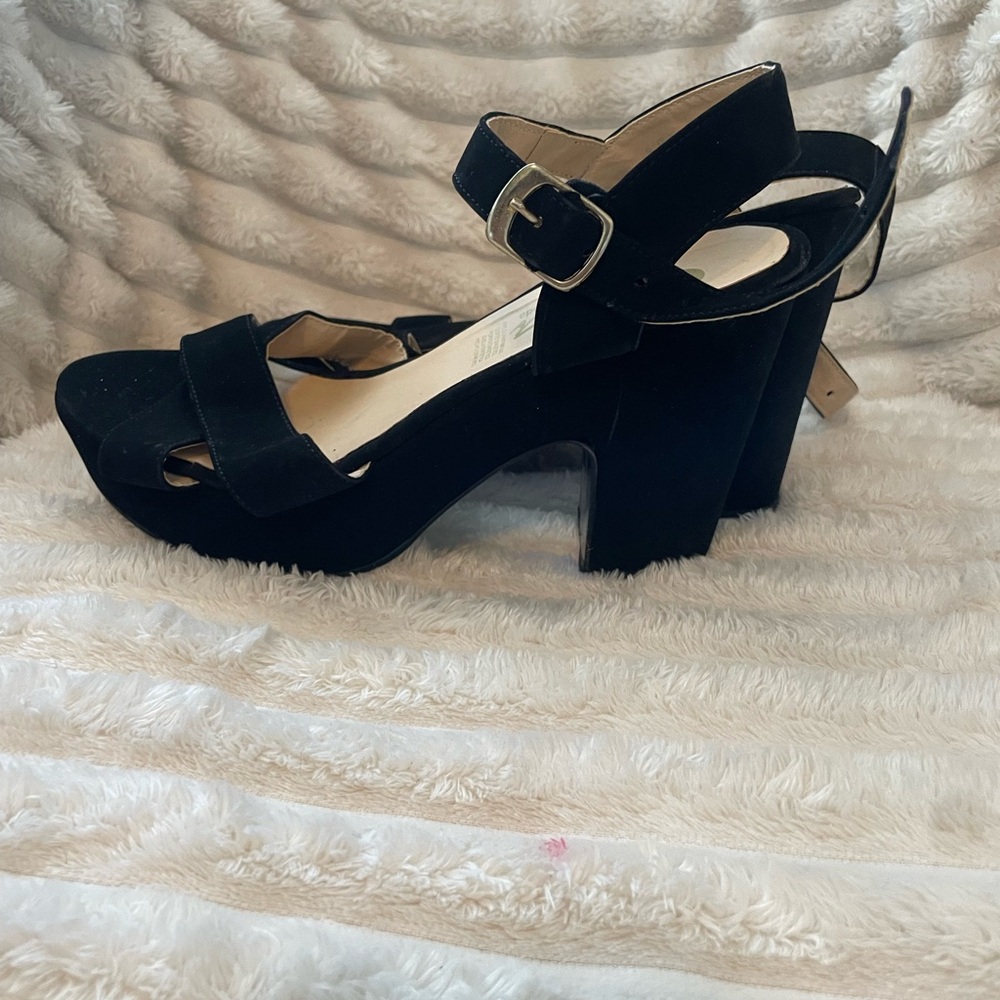 Elegant Black Women's Platform Heels - Like new